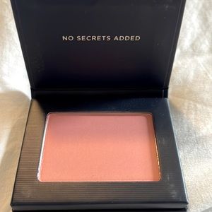 Beauty counter blush Melon